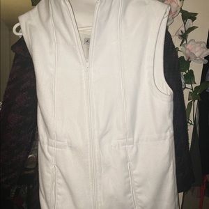 Women’s white vest size extra small